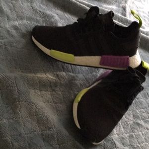 I’m selling NMD’s never worn brand new